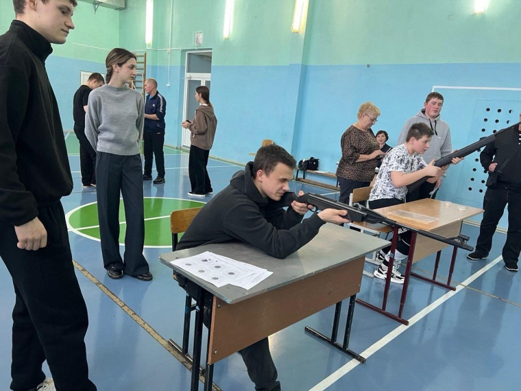 Соревнования по пулевой стрельбе.